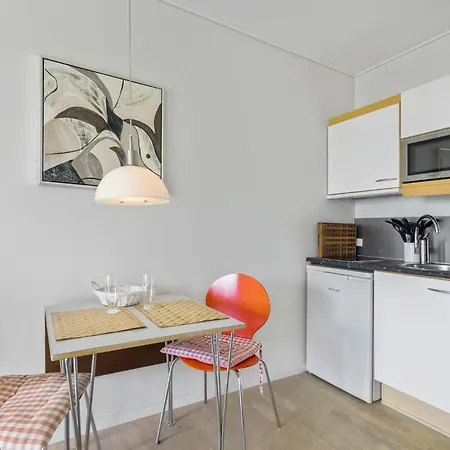 Lovely In With Kitchen Апартаменты *